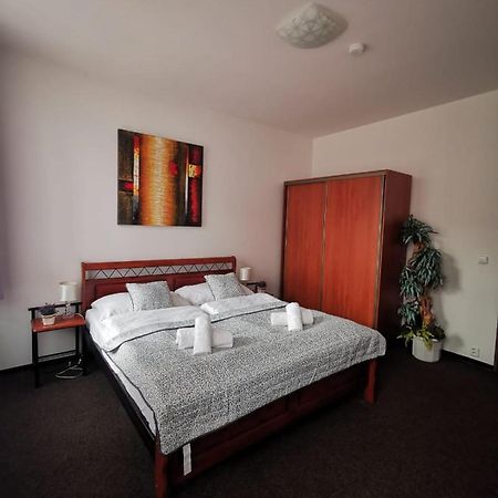 Hotel Palackeho 135 Mělník Zewnętrze zdjęcie