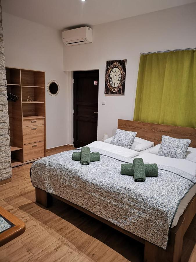 Hotel Palackeho 135 Mělník Zewnętrze zdjęcie