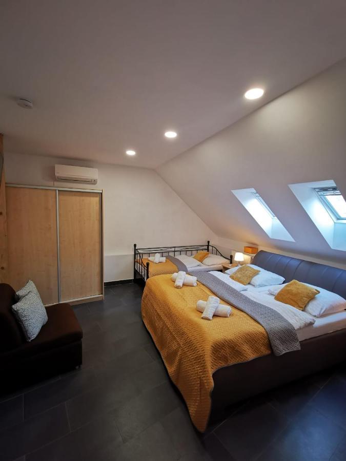 Hotel Palackeho 135 Mělník Zewnętrze zdjęcie